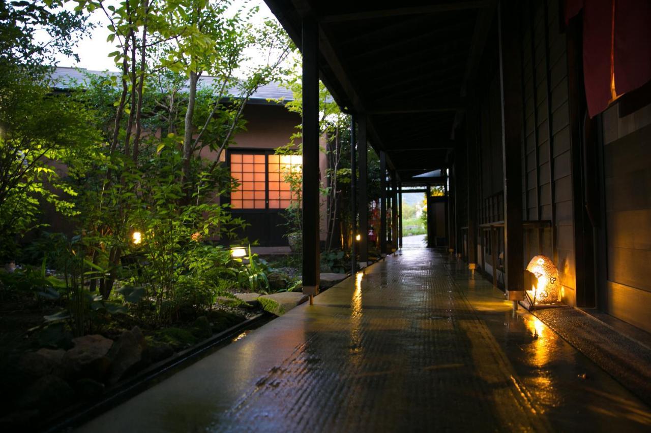 Hotel Yufuin Kaze no Mori Exterior foto
